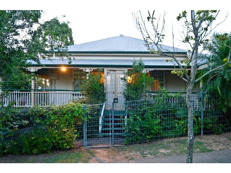 28 Wambool Street, Bulimba QLD 4171