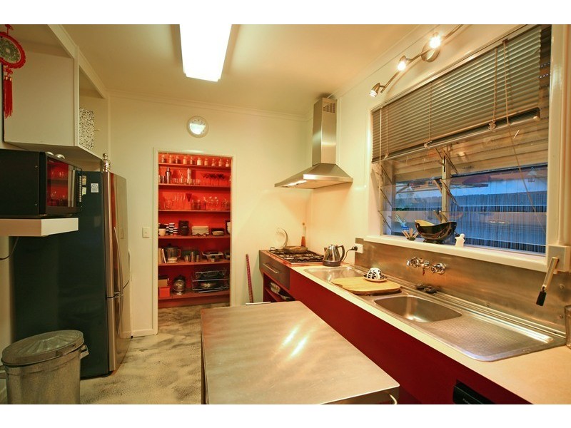 35 Barton Road, Hawthorne QLD 4171