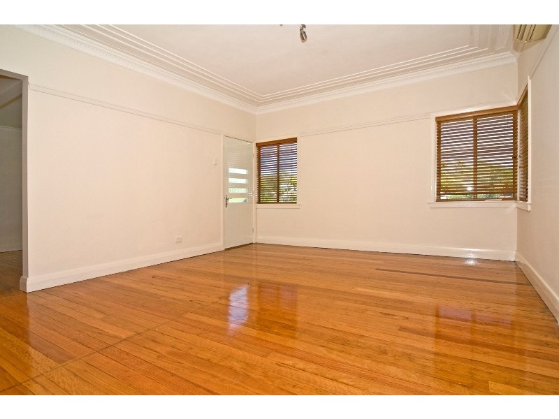 24 Michael Street, Bulimba QLD 4171