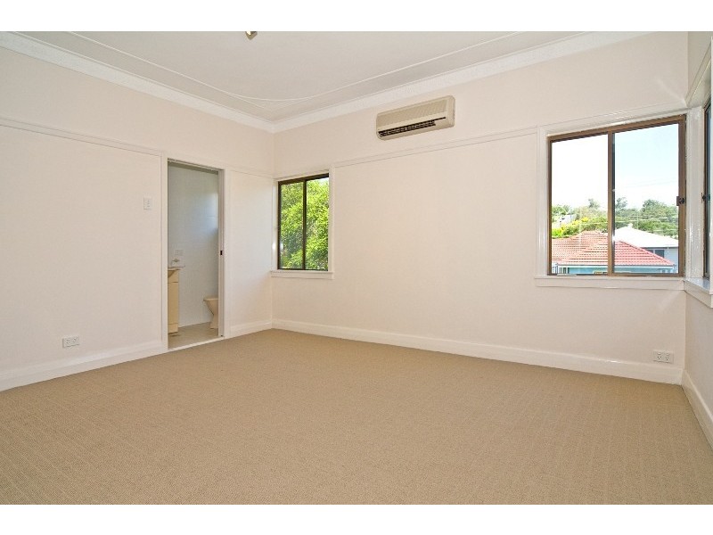 24 Michael Street, Bulimba QLD 4171