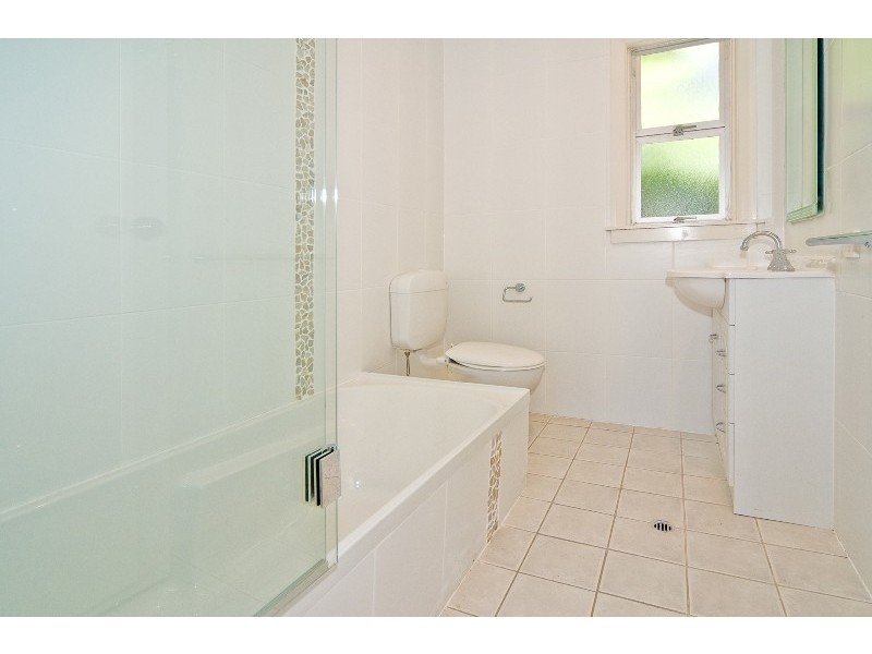 24 Michael Street, Bulimba QLD 4171