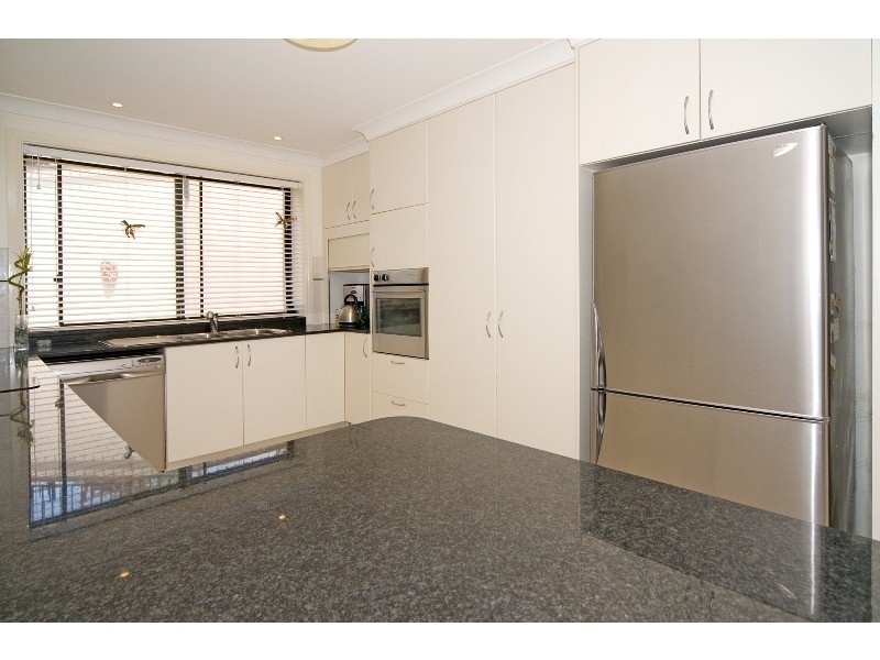 45 Lewana Street, Mansfield QLD 4122