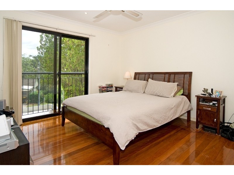 45 Lewana Street, Mansfield QLD 4122