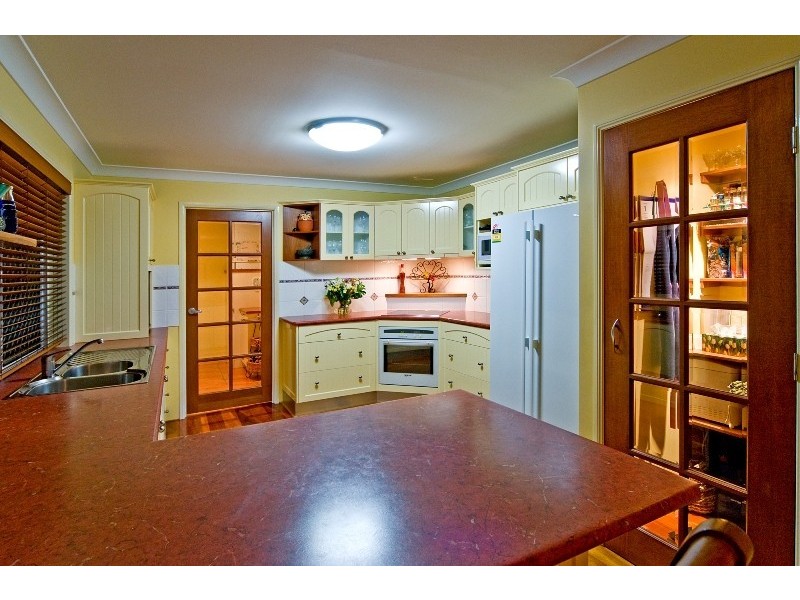 6 Somerset Court, Carina Heights QLD 4152