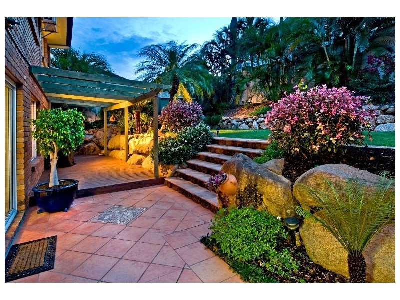 6 Somerset Court, Carina Heights QLD 4152