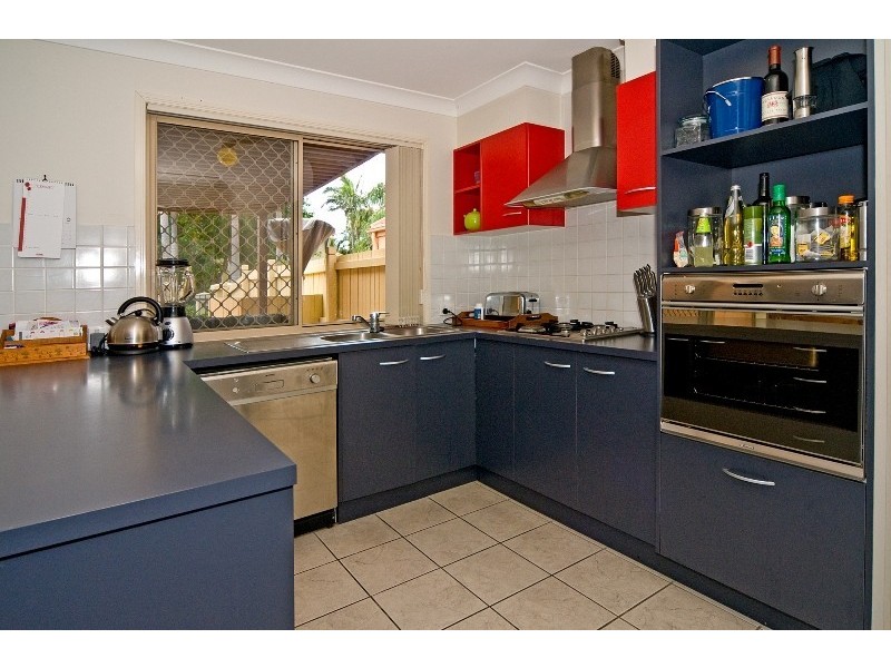 105 Coutts Street, Bulimba QLD 4171