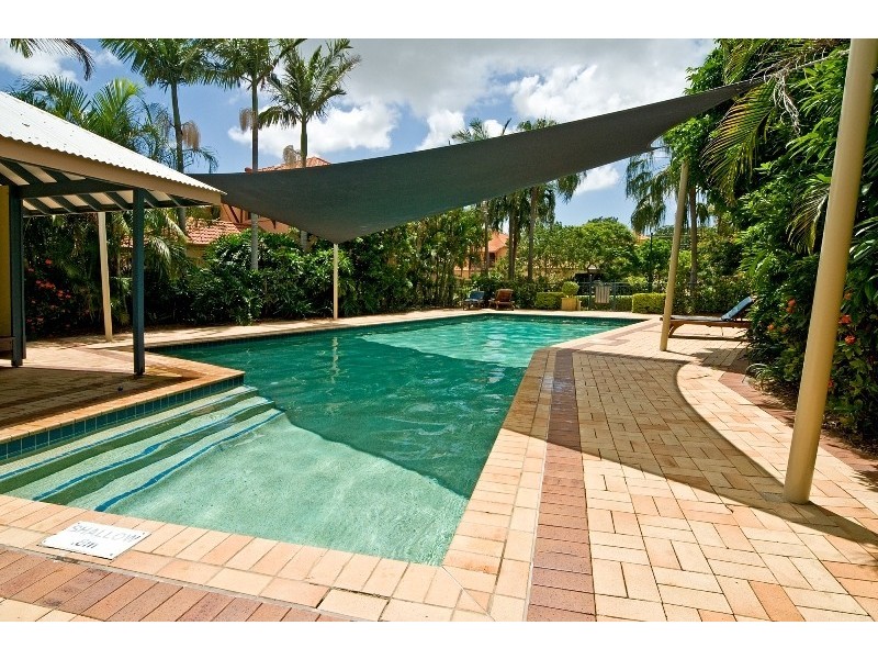 105 Coutts Street, Bulimba QLD 4171