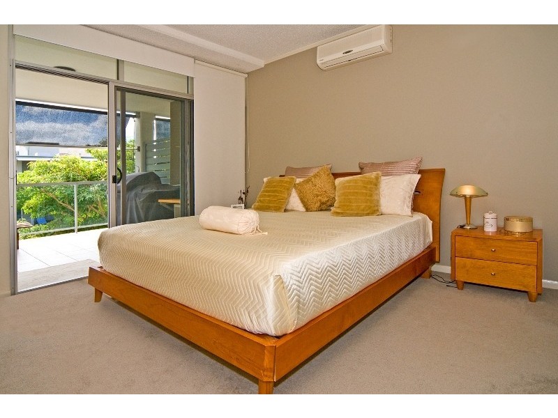 21/18 Ferry Lane, Bulimba QLD 4171