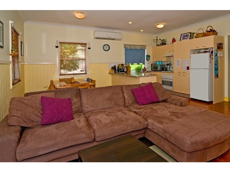 33 Richmond Road, Morningside QLD 4170