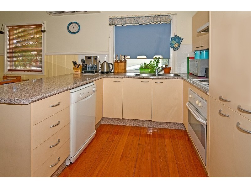 33 Richmond Road, Morningside QLD 4170