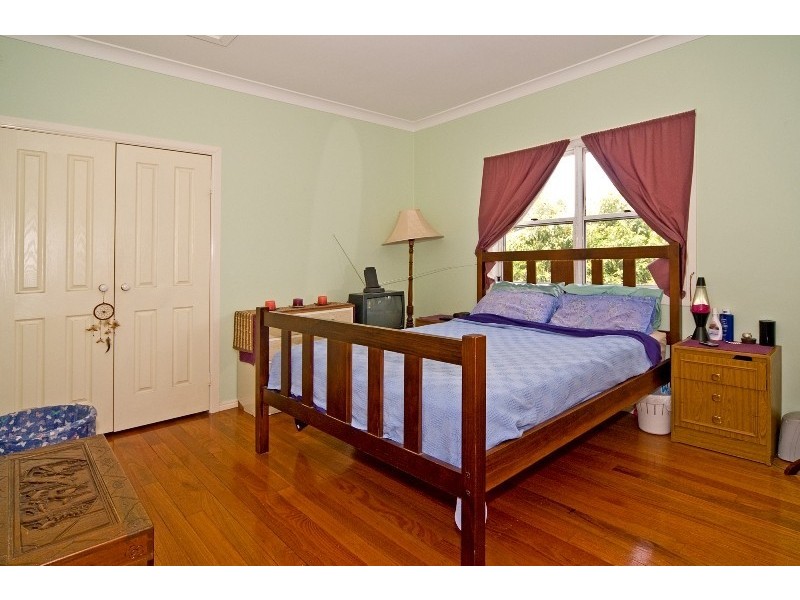 33 Richmond Road, Morningside QLD 4170