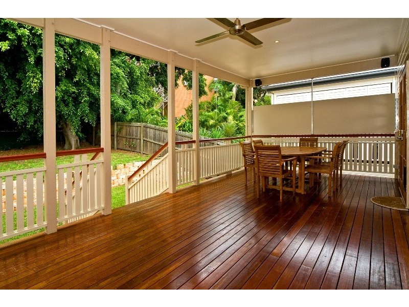 40 Overend Street, Norman Park QLD 4170