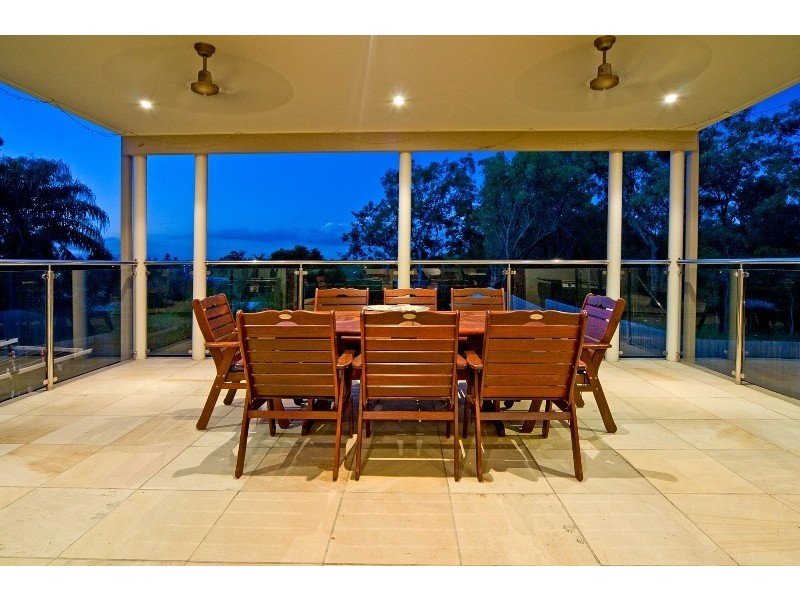 42 Brussels Avenue, Morningside QLD 4170