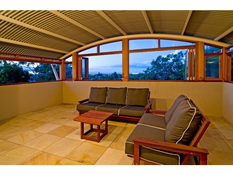 42 Brussels Avenue, Morningside QLD 4170