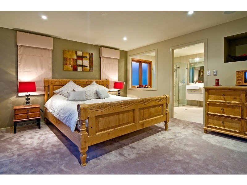 42 Brussels Avenue, Morningside QLD 4170