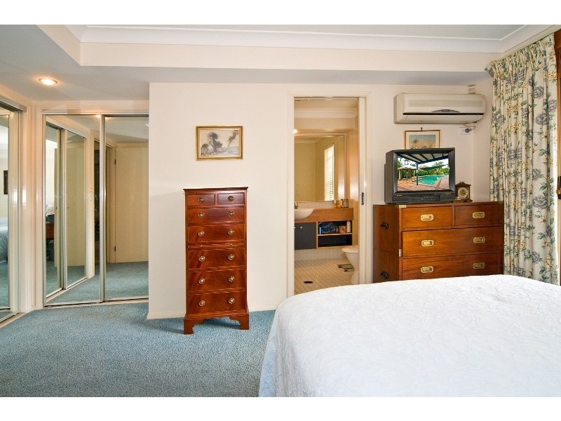 91 Coutts Street, Bulimba QLD 4171