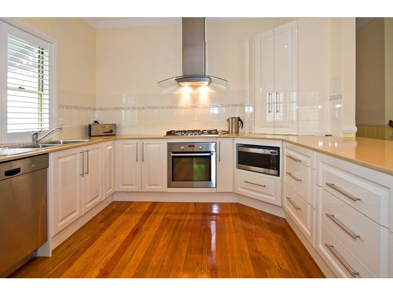 40 Overend Street, Norman Park QLD 4170