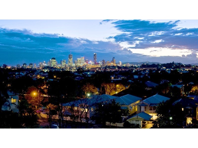 12 Dilkera Street, Balmoral QLD 4171