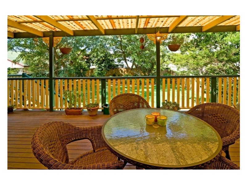 22 Blackwood Avenue, Cannon Hill QLD 4170