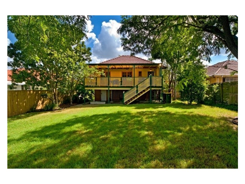 22 Blackwood Avenue, Cannon Hill QLD 4170