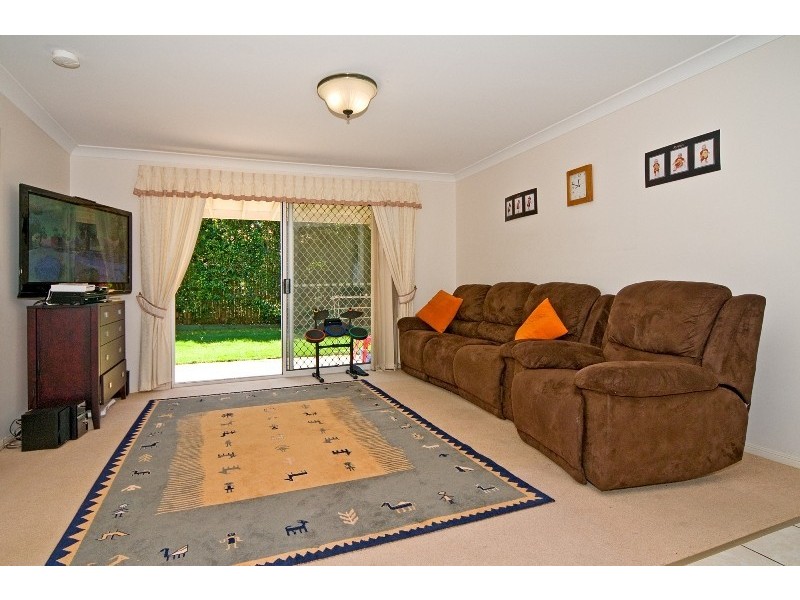 3 Christina Place, Belmont QLD 4153