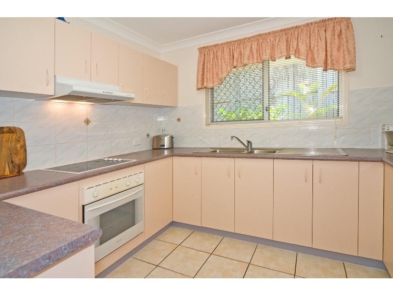 3 Christina Place, Belmont QLD 4153