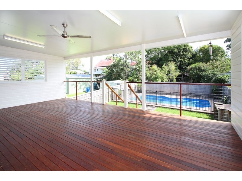 20 Mornington Crescent, Morningside QLD 4170