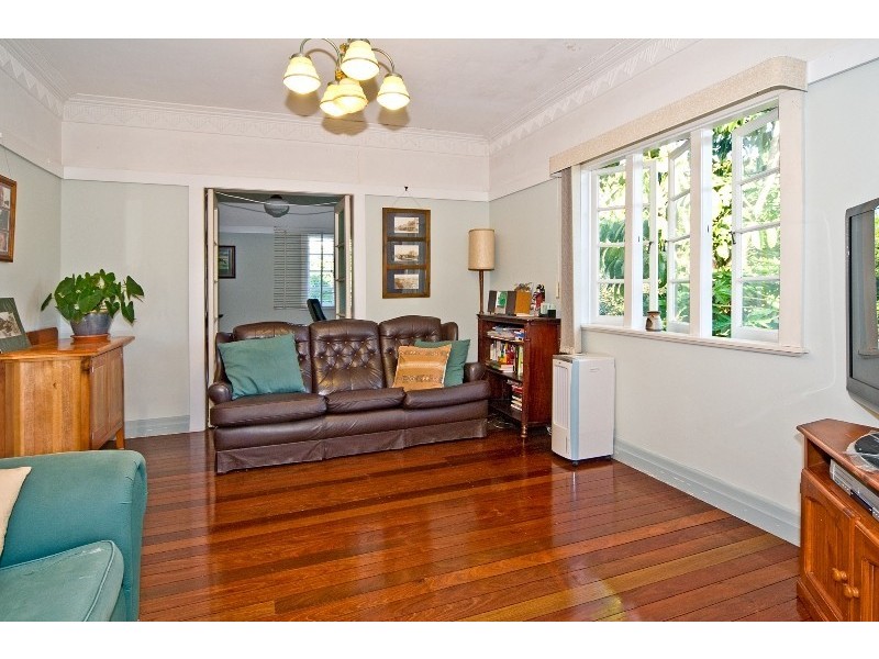 123 Bulimba Street, Bulimba QLD 4171