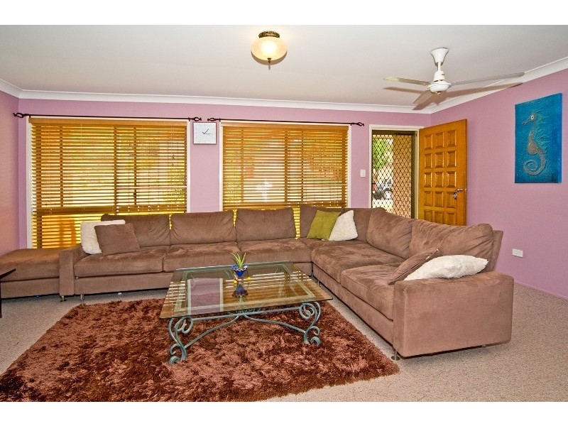 9 Rechner Street, Belmont QLD 4153