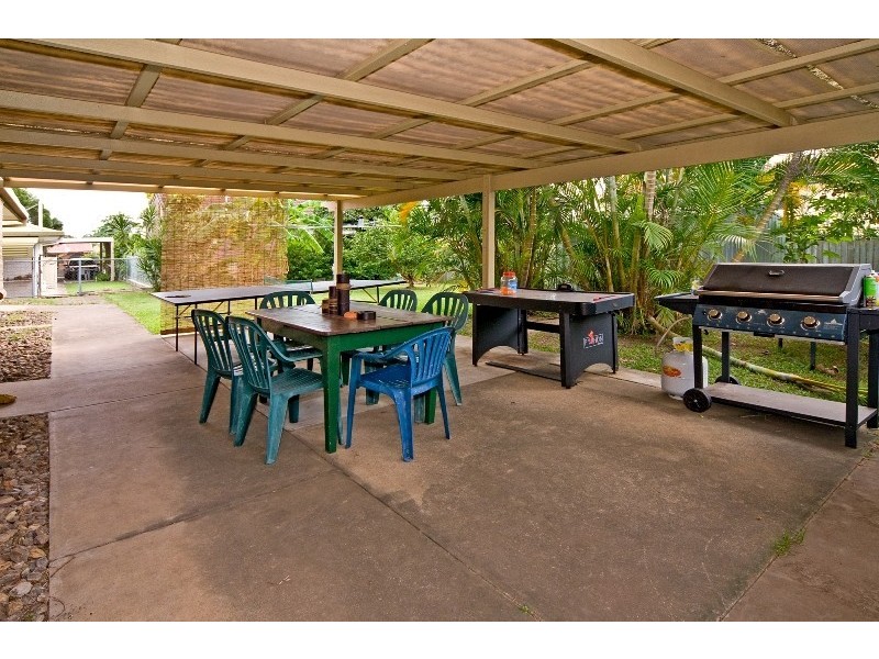 9 Rechner Street, Belmont QLD 4153