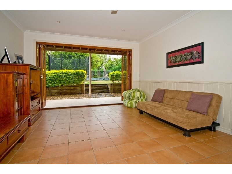 10 Govett Avenue, Hawthorne QLD 4171