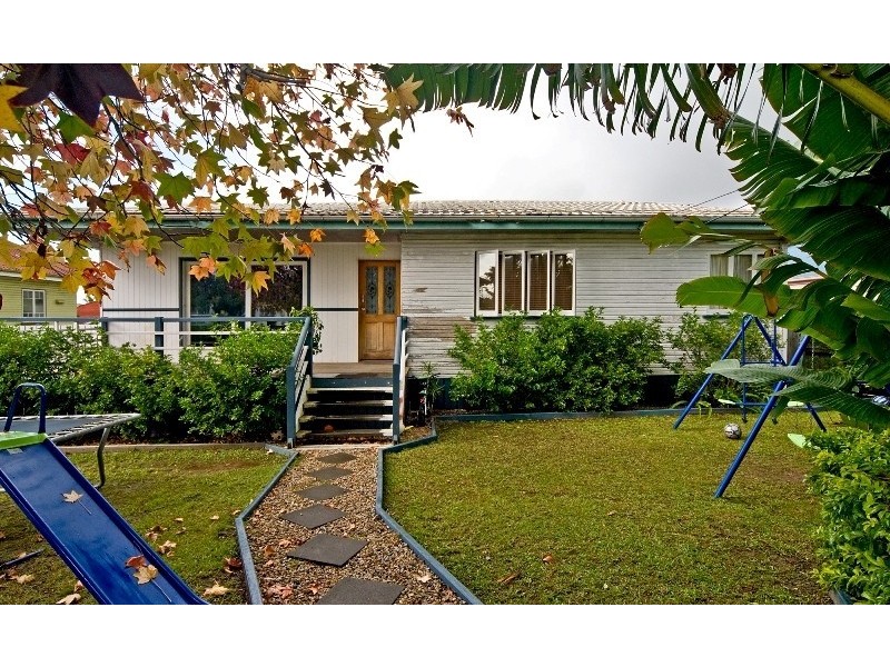 53 Dickenson Street, Carina QLD 4152