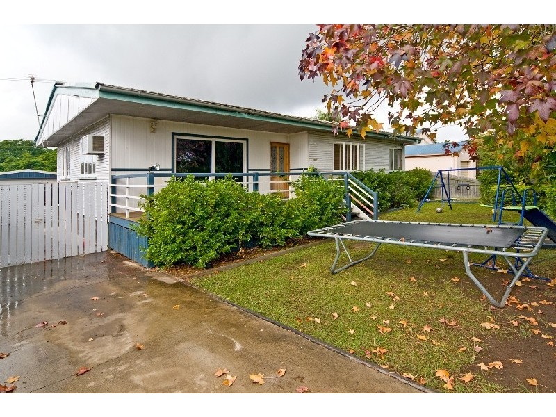 53 Dickenson Street, Carina QLD 4152