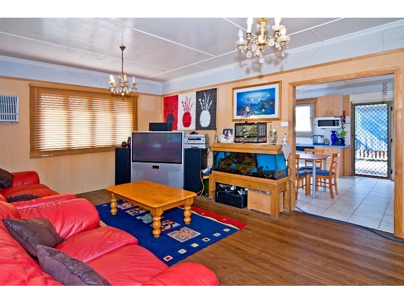 53 Dickenson Street, Carina QLD 4152