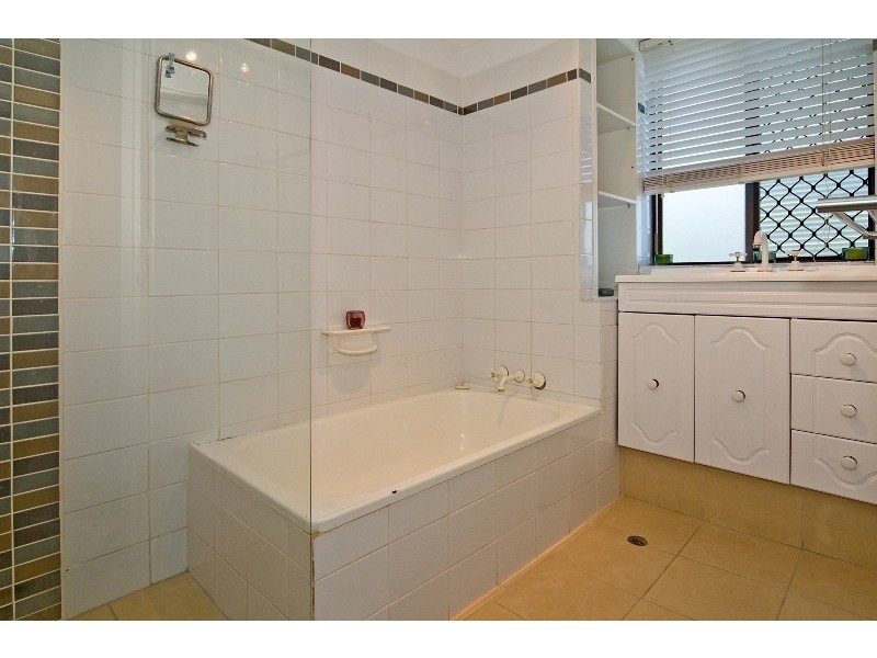 3/95 Kates Street, Morningside QLD 4170