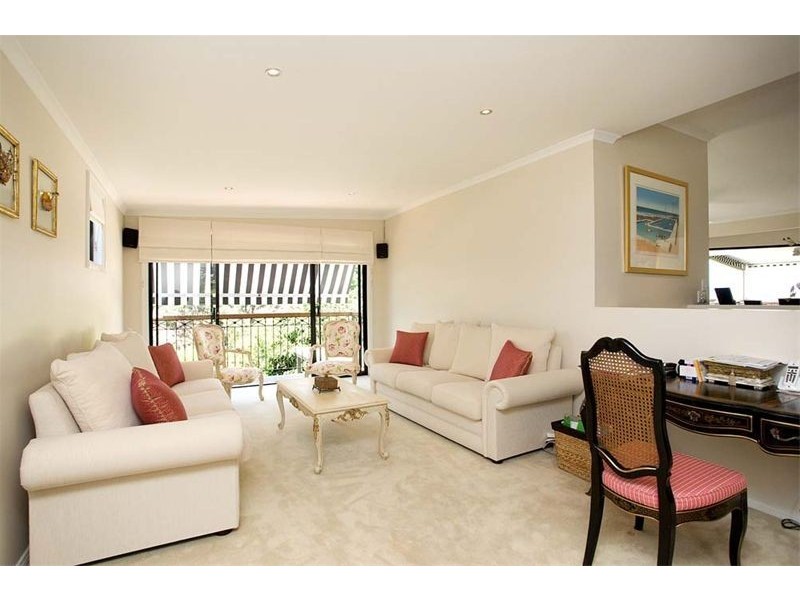 24 Pine Street, Bulimba QLD 4171