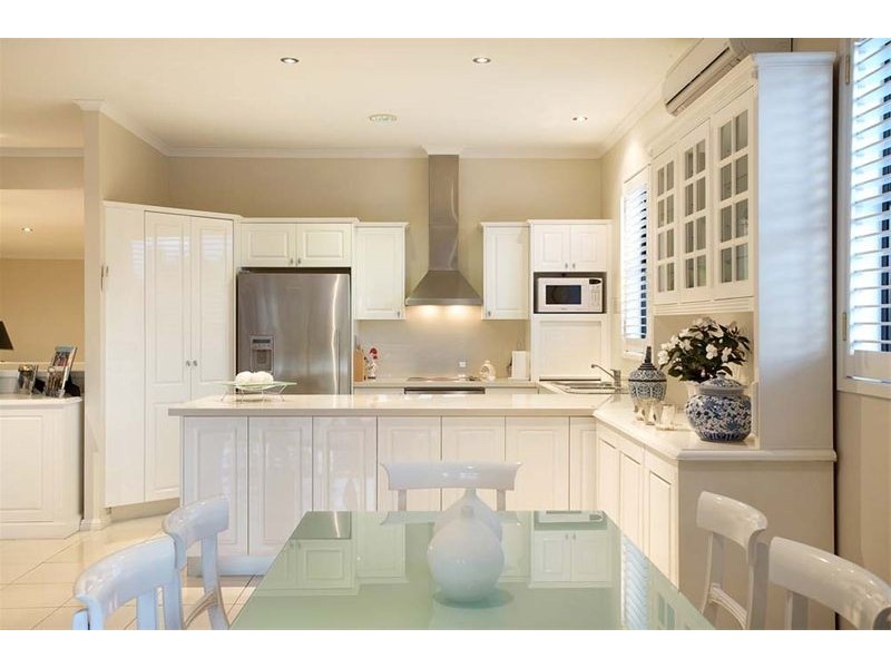 24 Pine Street, Bulimba QLD 4171