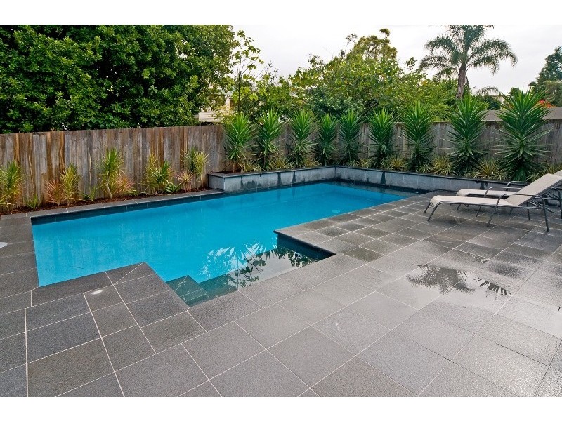 10 Govett Avenue, Hawthorne QLD 4171