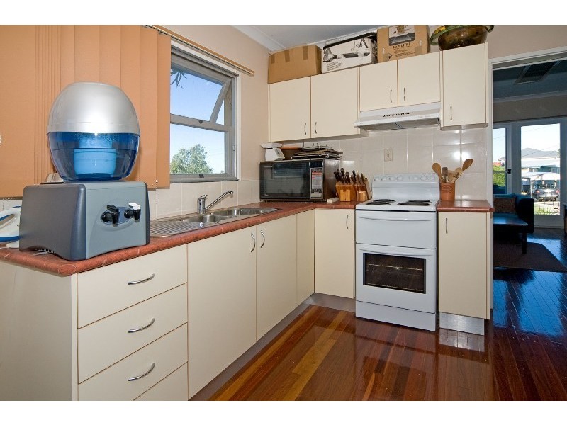 140 Fifth Avenue, Balmoral QLD 4171