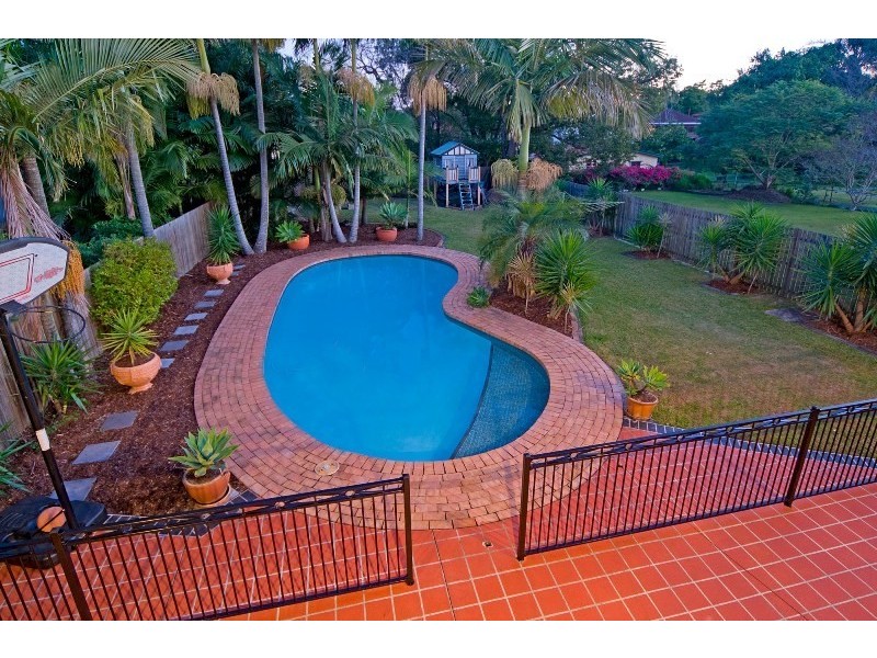 51 Elaroo Street, Morningside QLD 4170