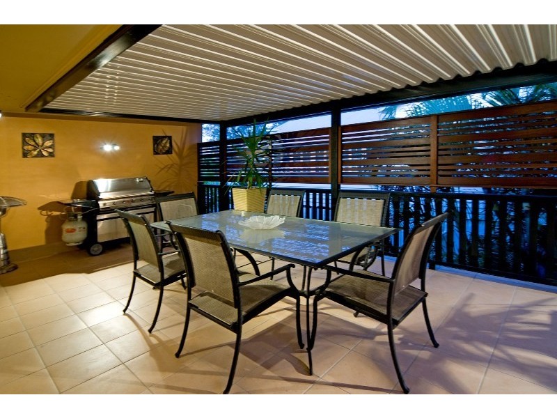 51 Elaroo Street, Morningside QLD 4170