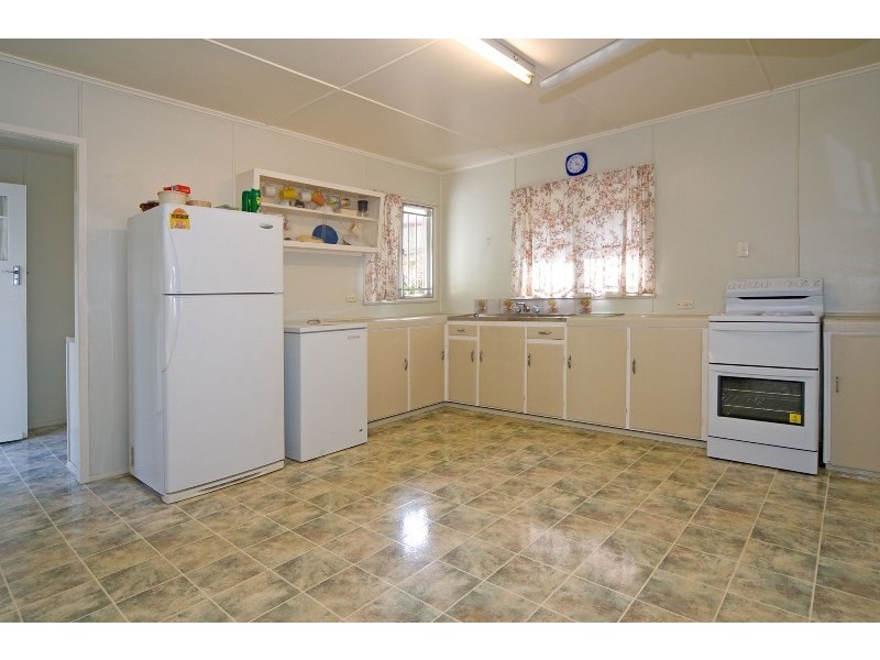 1820 Creek Road, Cannon Hill QLD 4170