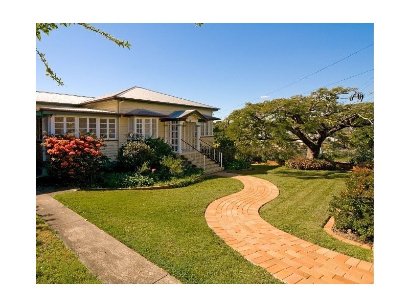 96 MacDonald Street, Norman Park QLD 4170