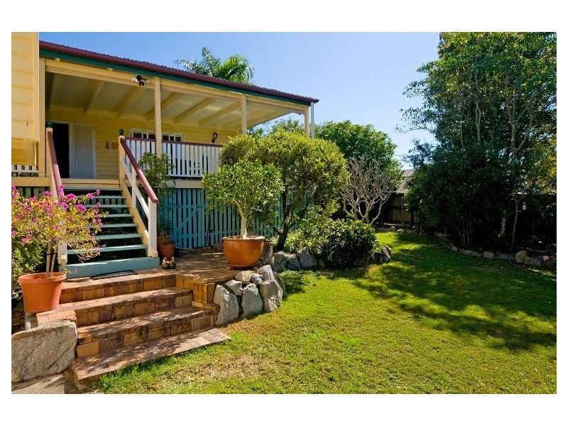 96 MacDonald Street, Norman Park QLD 4170