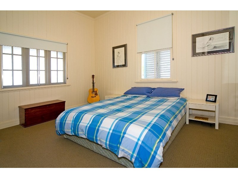 25 Balmoral Street, Hawthorne QLD 4171