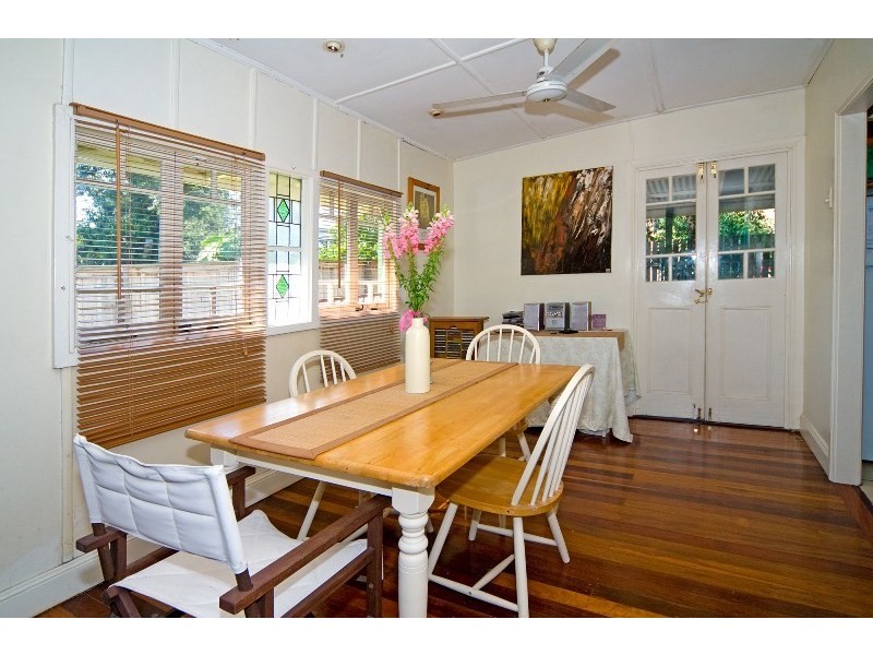 54 Smallman Street, Bulimba QLD 4171