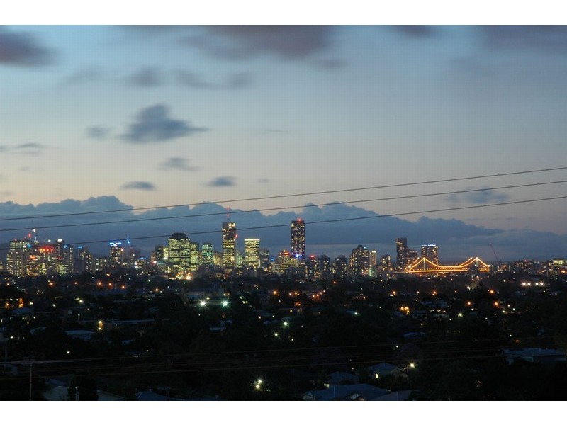 4 Spica Street, Coorparoo QLD 4151