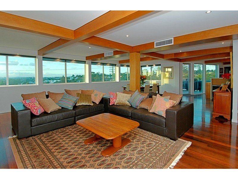 4 Spica Street, Coorparoo QLD 4151