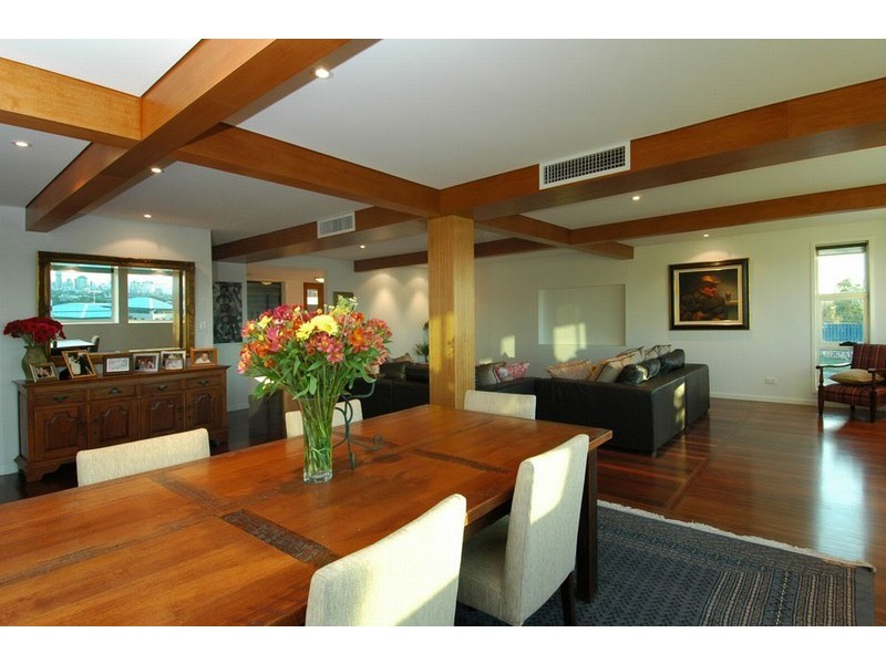 4 Spica Street, Coorparoo QLD 4151