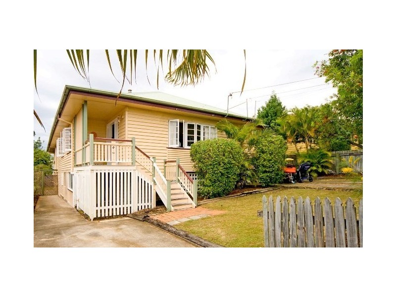 26 Grant Street, Camp Hill QLD 4152